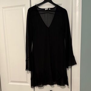 Black Long-Sleeve V-Neck Ruffled Hem Dress